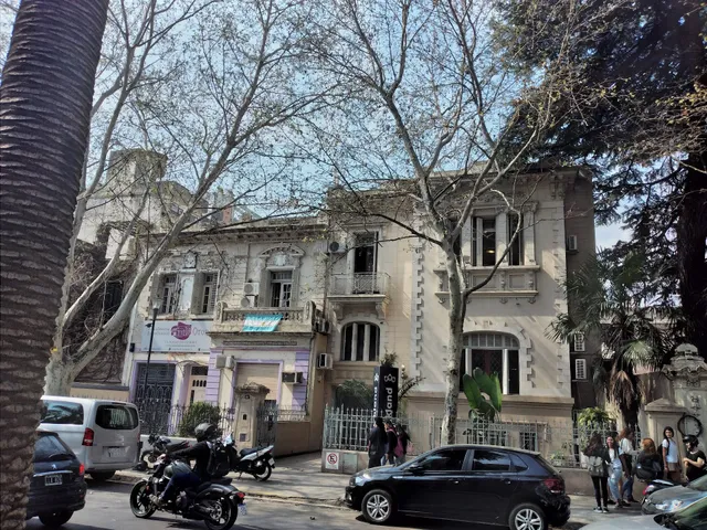 Residencia Oroño