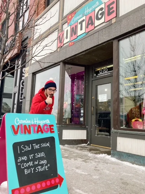 Carmine & Hayworth Vintage