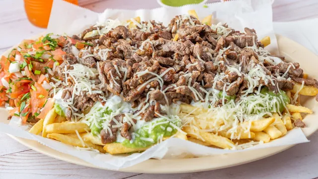 Los Tres Potrillos Mexican Food