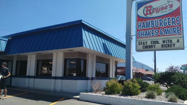 Royse's Hamburgers, Shakes & More