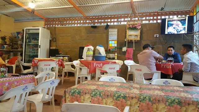 Antojitos mexicanos ESTHER