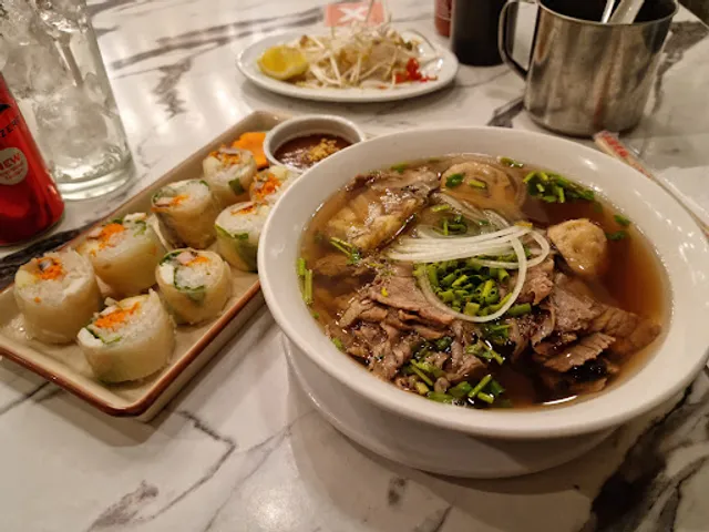Pho Hoa - Eastwood Libis