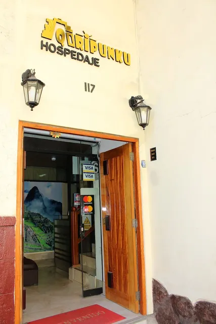 Hostal Qori Punku