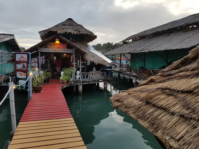 BB Paradise Homestay (Bang Bao)