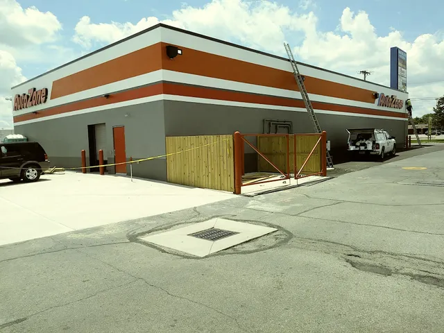 Northland Plaza Shopping Center