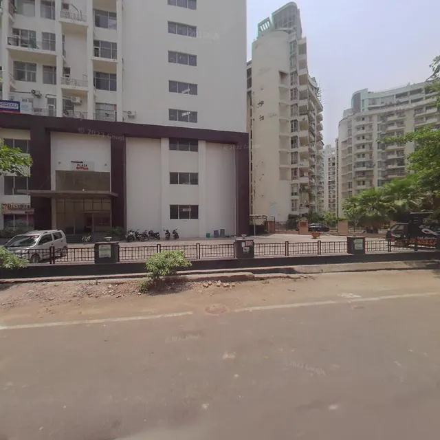 OYO Arena Stays Near Fun Republic Mall