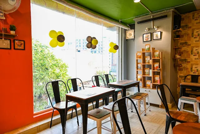 Samocha : Stories Around Chai