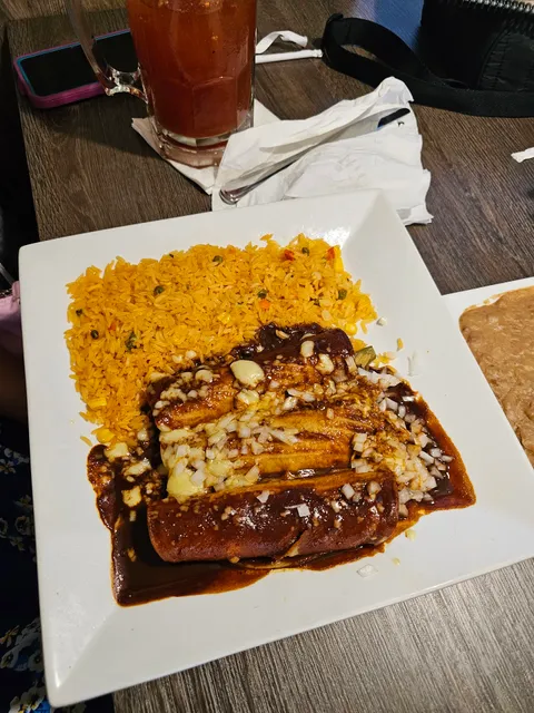 La Parrilla Mexican Grill