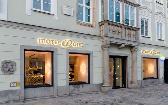 Hotel Motel One Linz-Hauptplatz