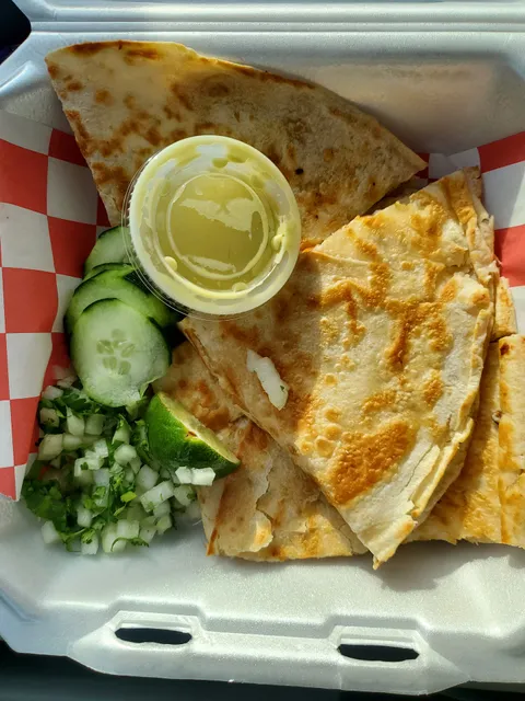 Chabelo's Tacos Food Truck