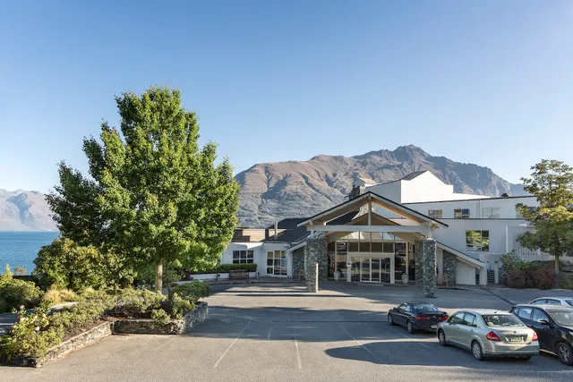 Mercure Queenstown Resort