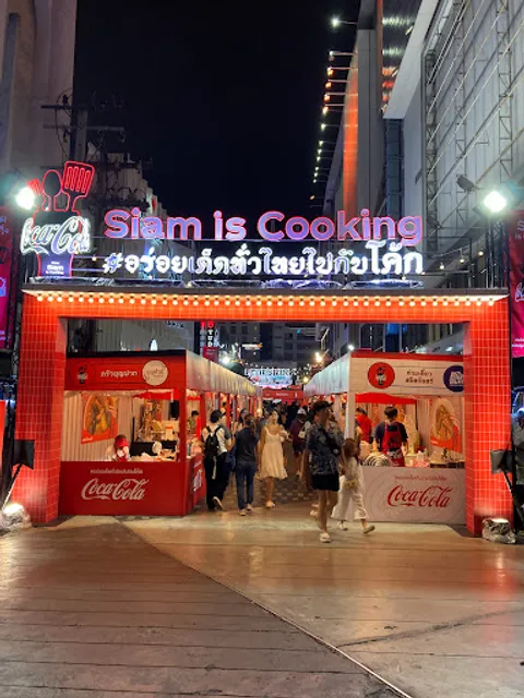 SIAM Square Street Market