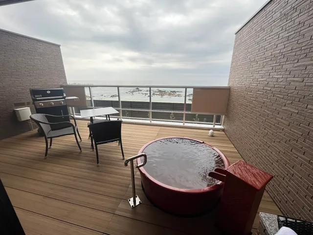 としまや別荘 海と空と・・・