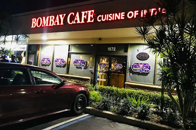 Bombay Cafe - Indian Restaurant