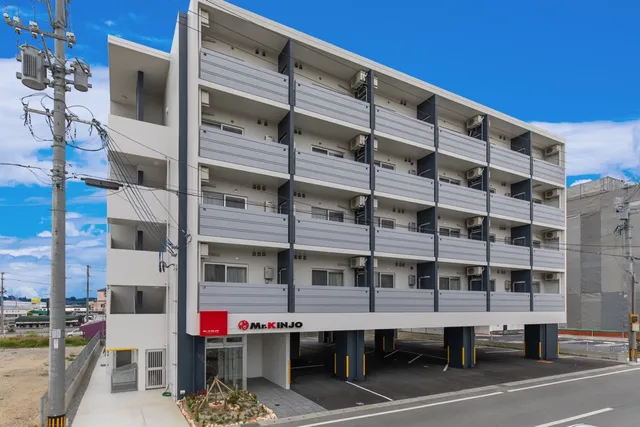 Mr. Kinjo in Grand Blue Chatan