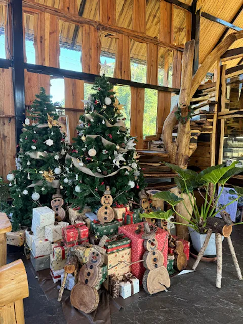 BaanKhaoFae Farm Eatery & Coffee