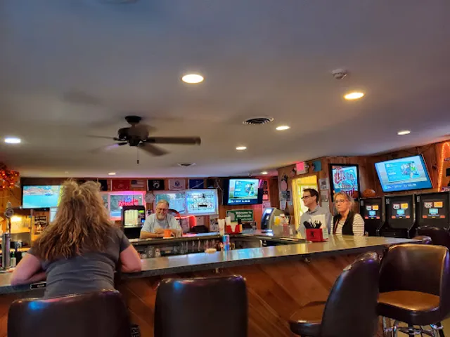 Alona’s Alibi Bar & Grill