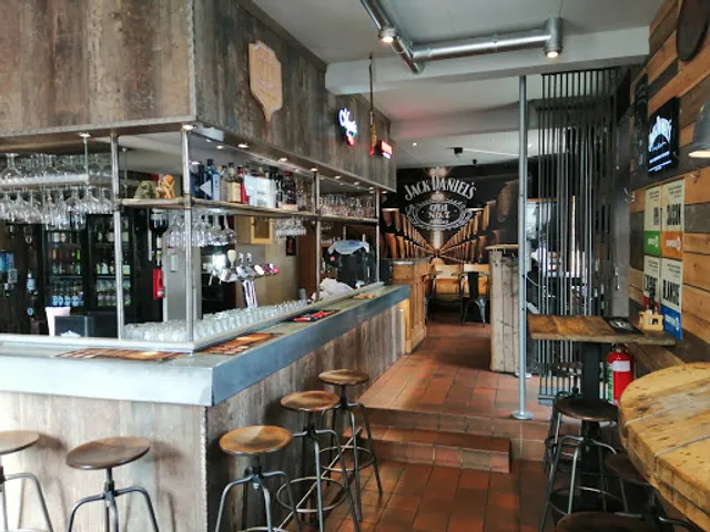 Taverne , Bar le bercet