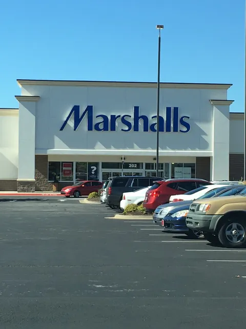 Marshalls & HomeGoods
