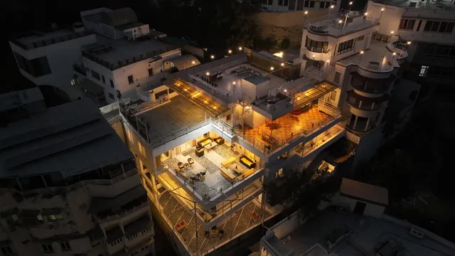 Hill Villa Signature Suites