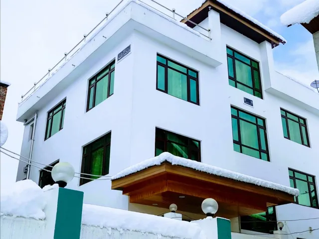 HOTEL EVERGREEN SUNSHINE