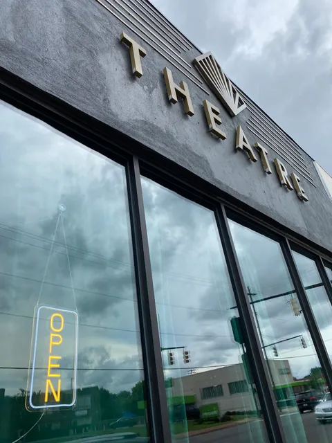 Woodlawn Theatre Bham LLC