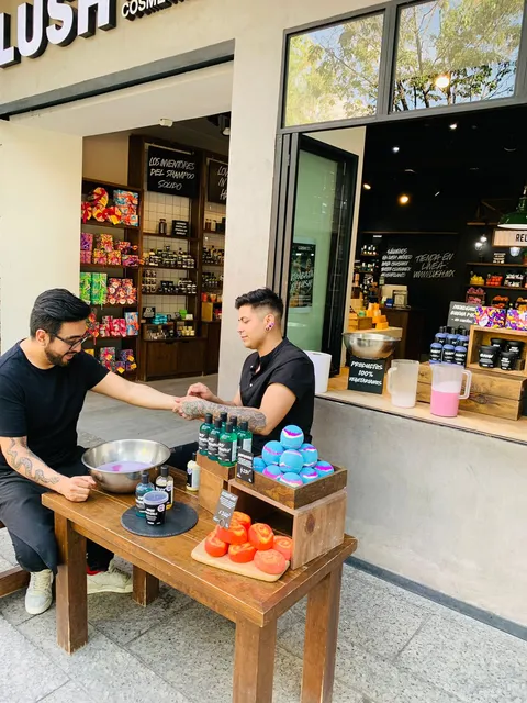 Lush Polanco