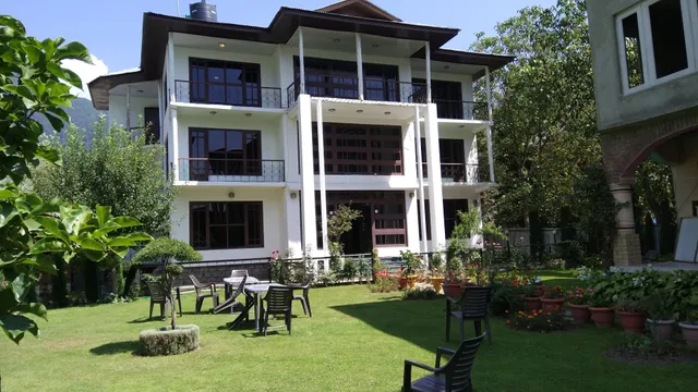 Treebo Hotels - Hotels in Kashmir