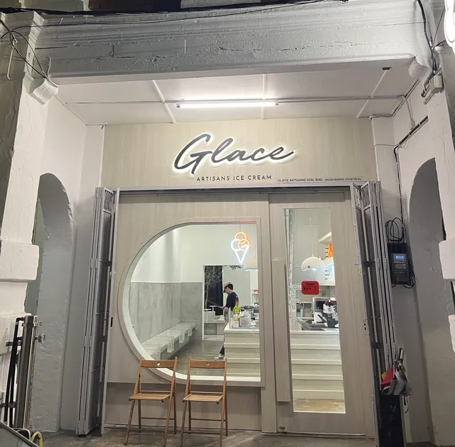 Glace Artisans