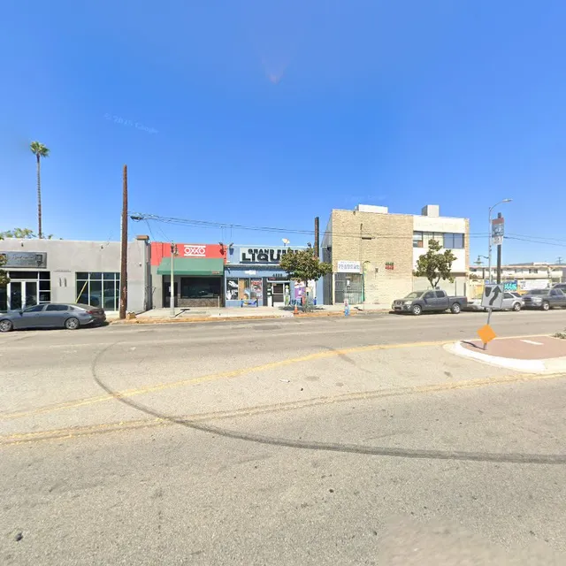 4555 W Washington Blvd