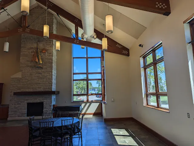 Sunset Café at Lakeview Park (formerly Rose Café)