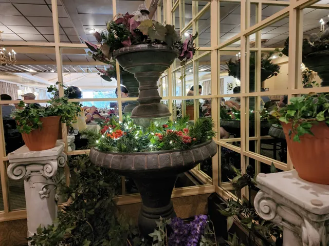 LaValle's Italian Gardens at The Royal Inn