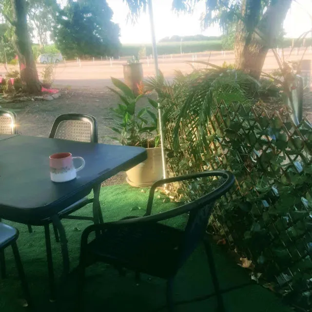 Silver Screens n' Coffee Beans