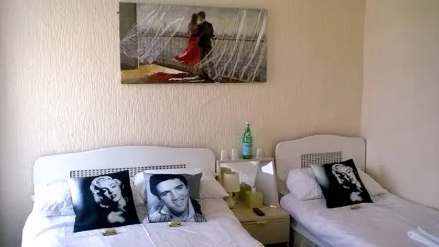 The Albert Hotel Near Winter Gardens