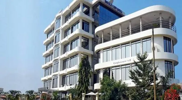 Double View Hotel
