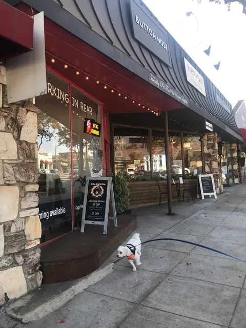 Button Nose Grooming & Pet Supply