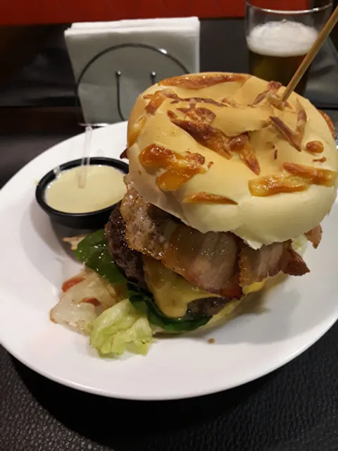 Kbral Hamburgueria e Doceria