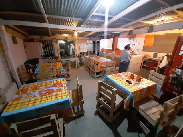 Cenaduria "DOÑA PRISS"