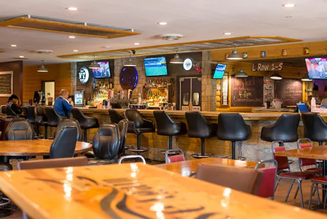 Bar 'N Grill - Topeka