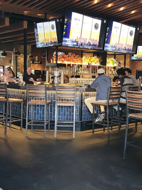 BJ's Restaurant & Brewhouse