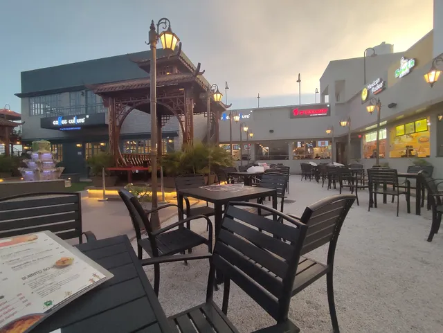 Highway 10 Food Court Jamnagar Family Hangout Destination