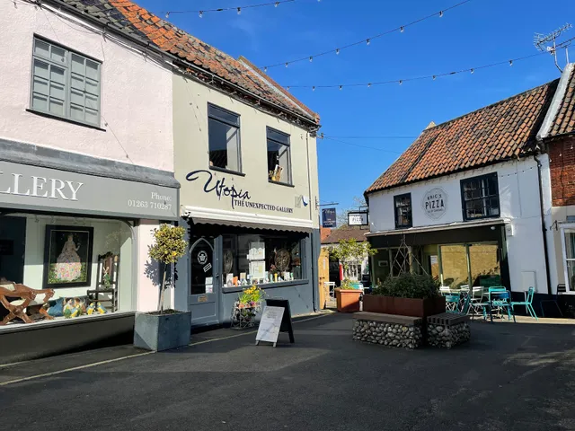 Utopia: The Unexpected Gallery