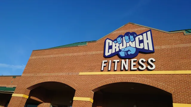 Crunch Fitness - Moorestown