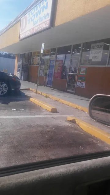 D Town Supermarket