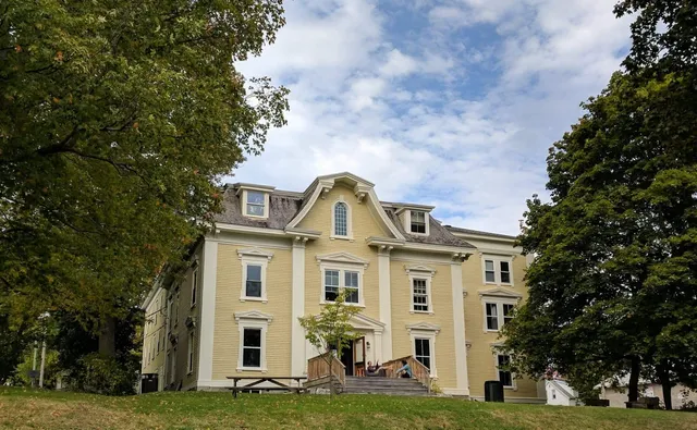 St. Stephen's University