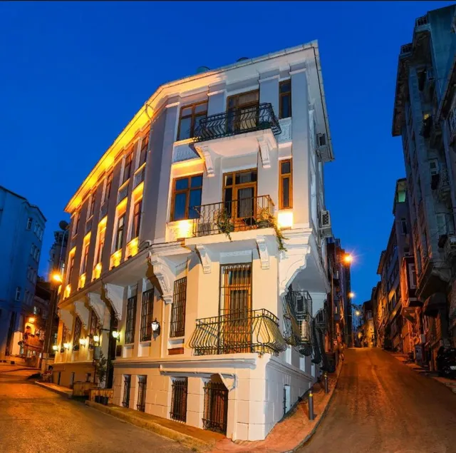 Emmy Hotel Taksim