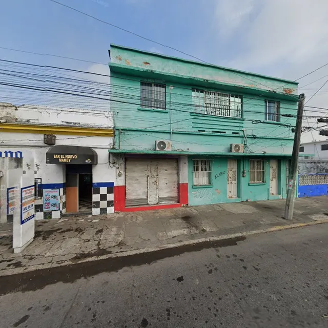 Centro Botanero, La Botana Perrona