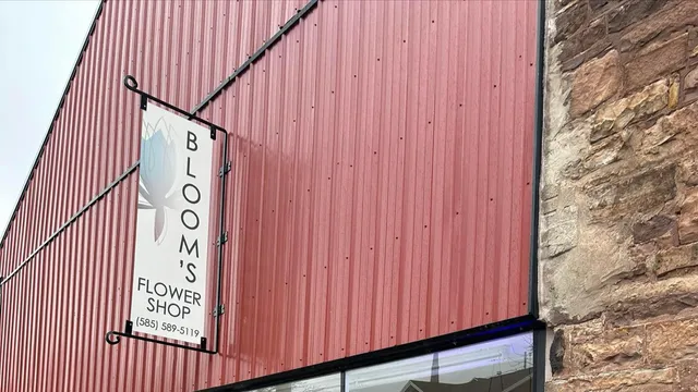 Bloom's Flower Shop & Gifts