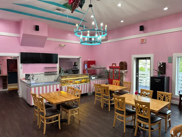 Uncle Hanks’ Hideaway