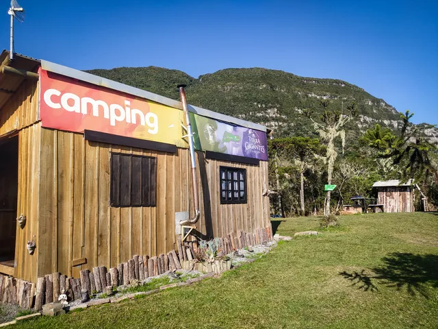 Camping Terra de Gigantes